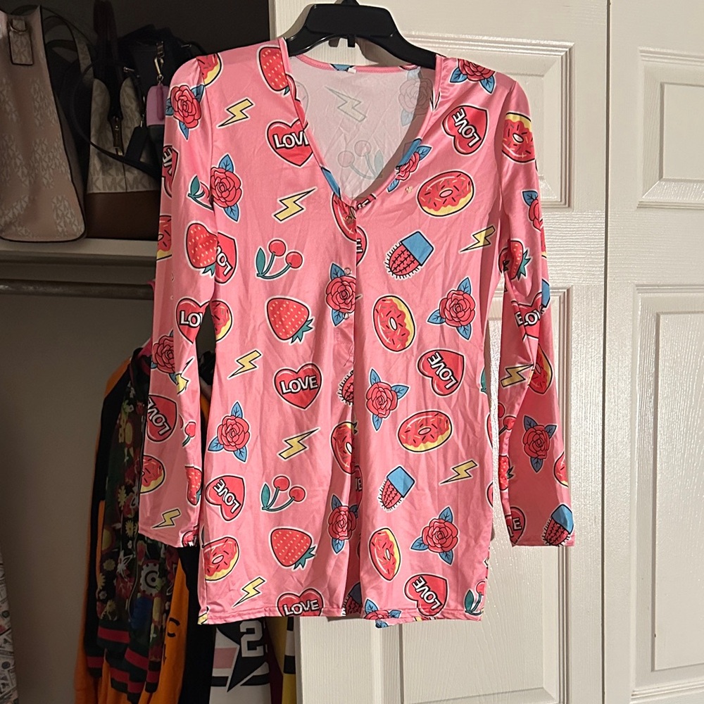 Pink Graphic Print Long Sleeve onesie